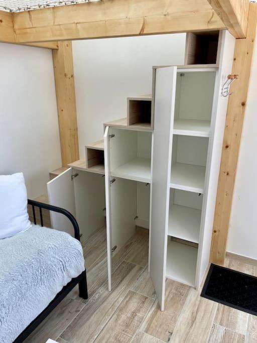 Studio Independant 4 Personnes Pisany Dış mekan fotoğraf
